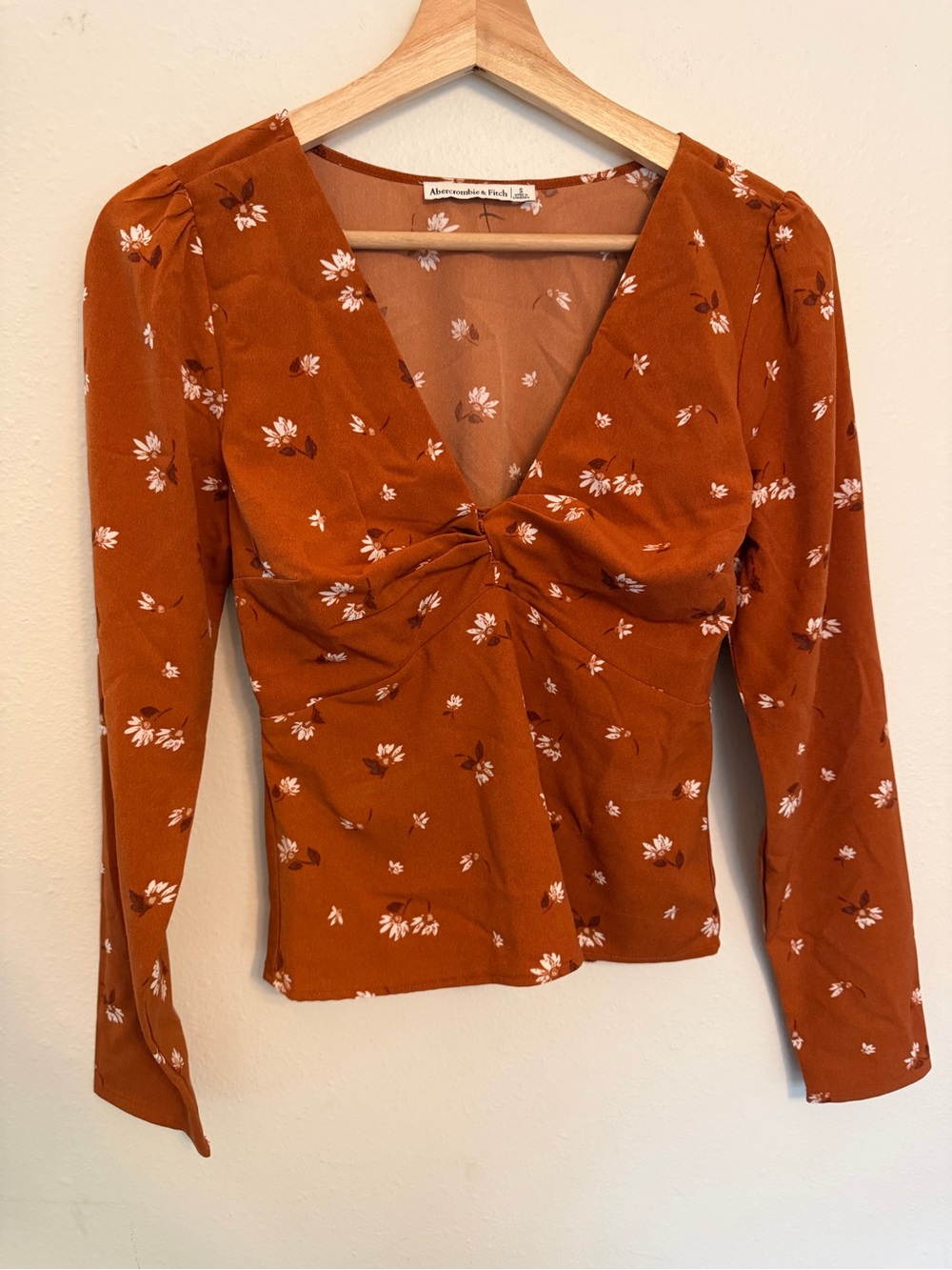Abercrombie & Fitch Rust Orange Floral‎ Twist-Front Long Sleeve Top